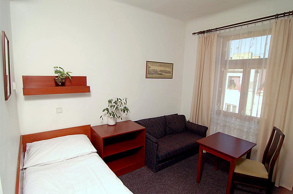 Hotel & Residence Royal Standard Prag Zimmer foto