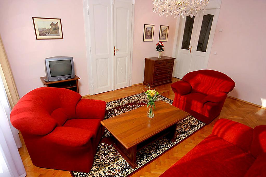 Hotel & Residence Royal Standard Prag Zimmer foto