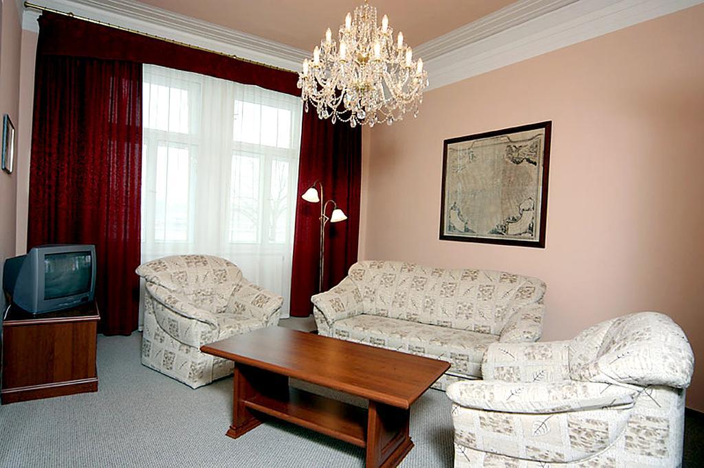 Hotel & Residence Royal Standard Prag Zimmer foto
