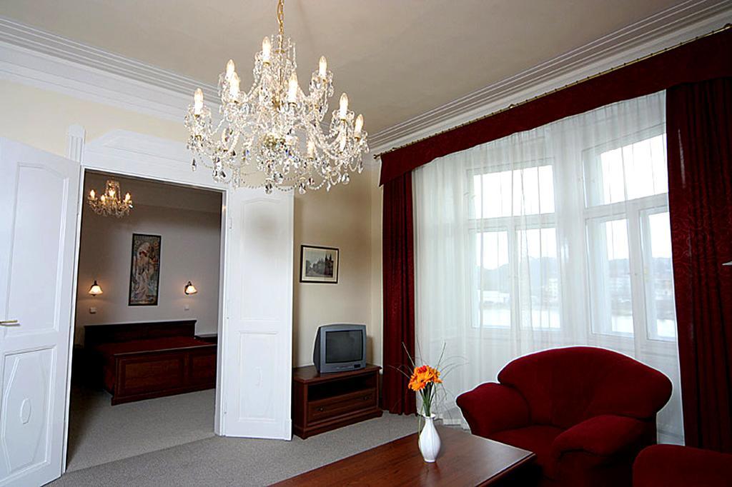 Hotel & Residence Royal Standard Prag Zimmer foto