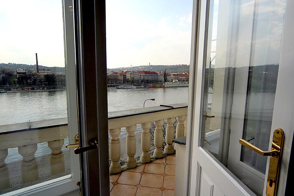 Hotel & Residence Royal Standard Prag Zimmer foto