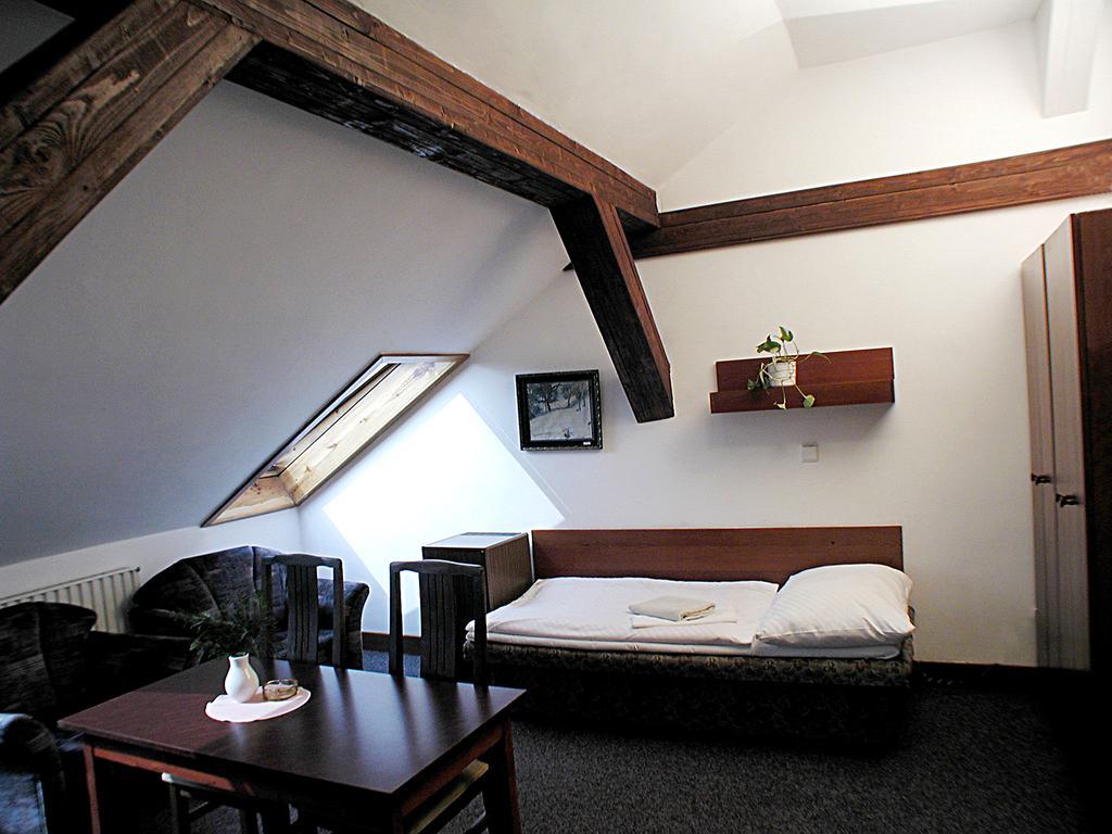 Hotel & Residence Royal Standard Prag Zimmer foto